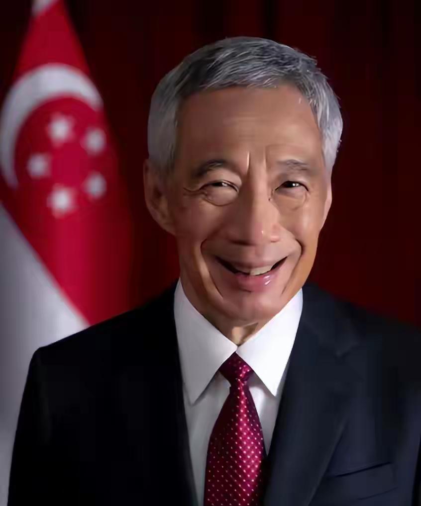 印度经济要超中国？李显龙这番话引热议，背后短板藏不住了！最近，新加坡总理李