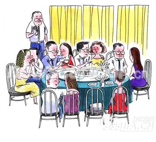 有句俗语称，同学聚会，不怕离婚的多，就怕离婚的凑一窝。毕竟是同学，既有同窗之谊