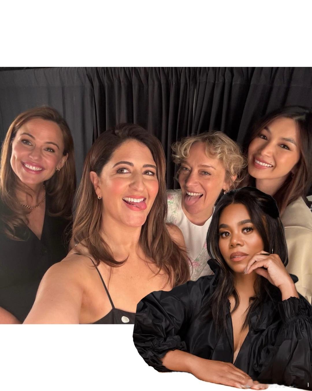 Jennifergarner詹妮弗加纳晒和DarcyCarden、Gemma