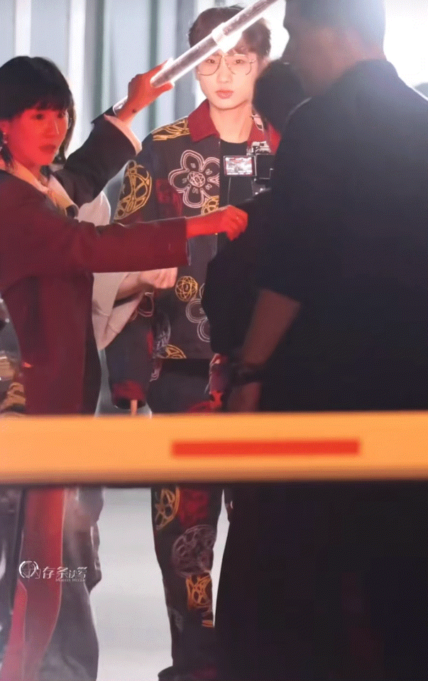 音源主理人汪苏泷杀回声生不息官方认证的音源冠军汪苏泷，实至名归！一首首高收藏、