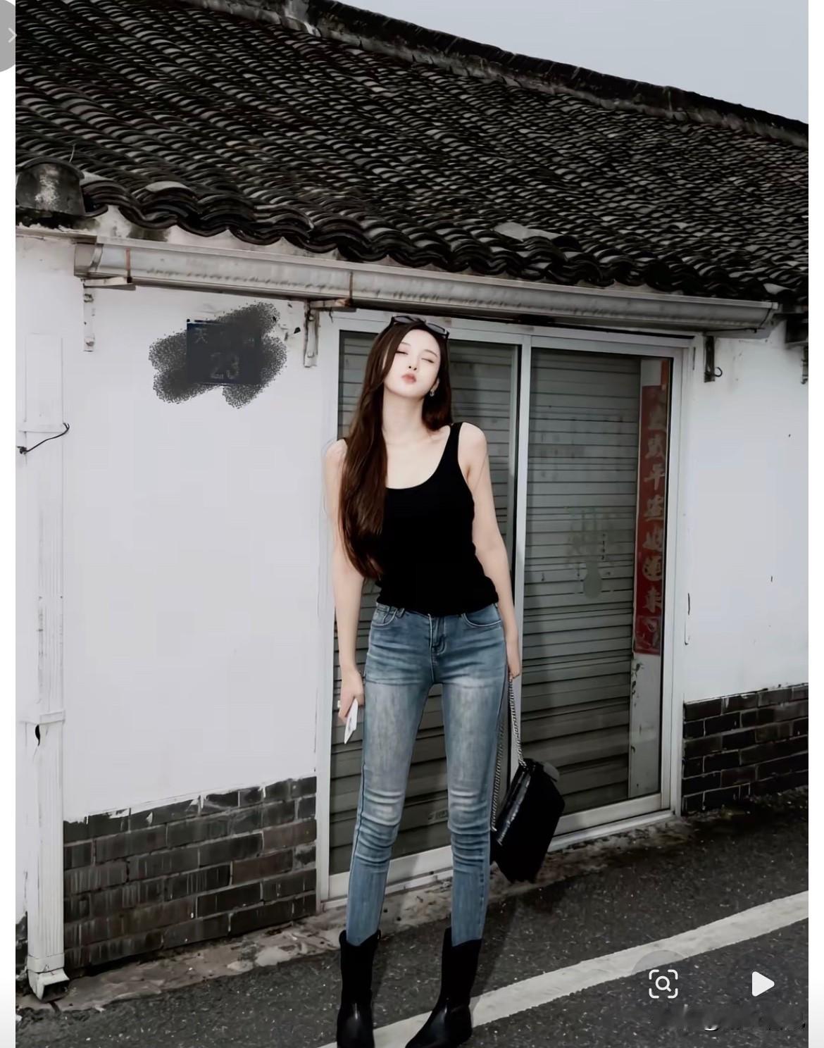 你发现了吗？张颖颖多半又谈恋爱了！好些细碎的小细节都能佐证这点。9月5