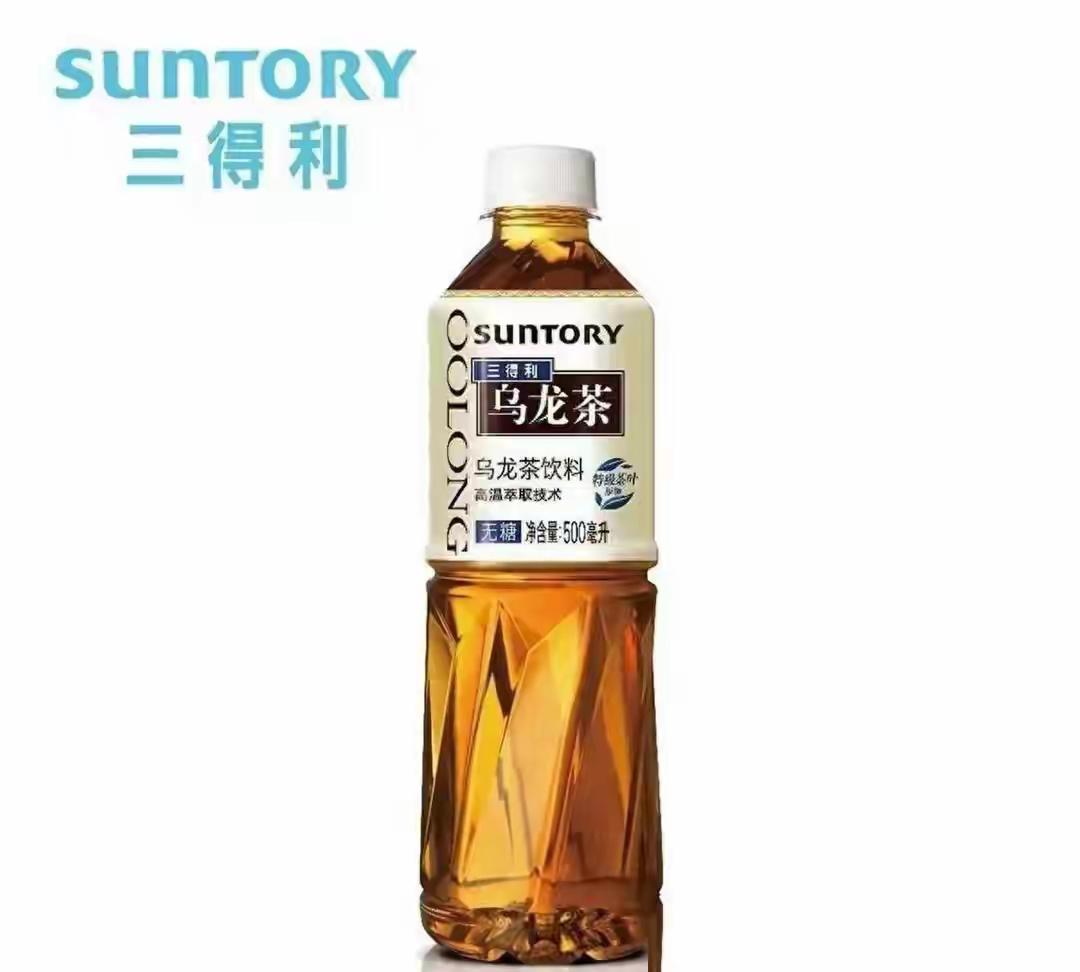 三得利在中国闷声赚了几十年，包装比国产还像国产，你有没有这种经历——便利店冷柜顺