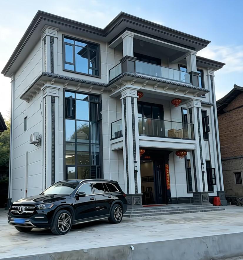 我和老公攒了半辈子的钱，终于决定回农村老家盖一栋属于自己的别墅，本想着圆了多年的