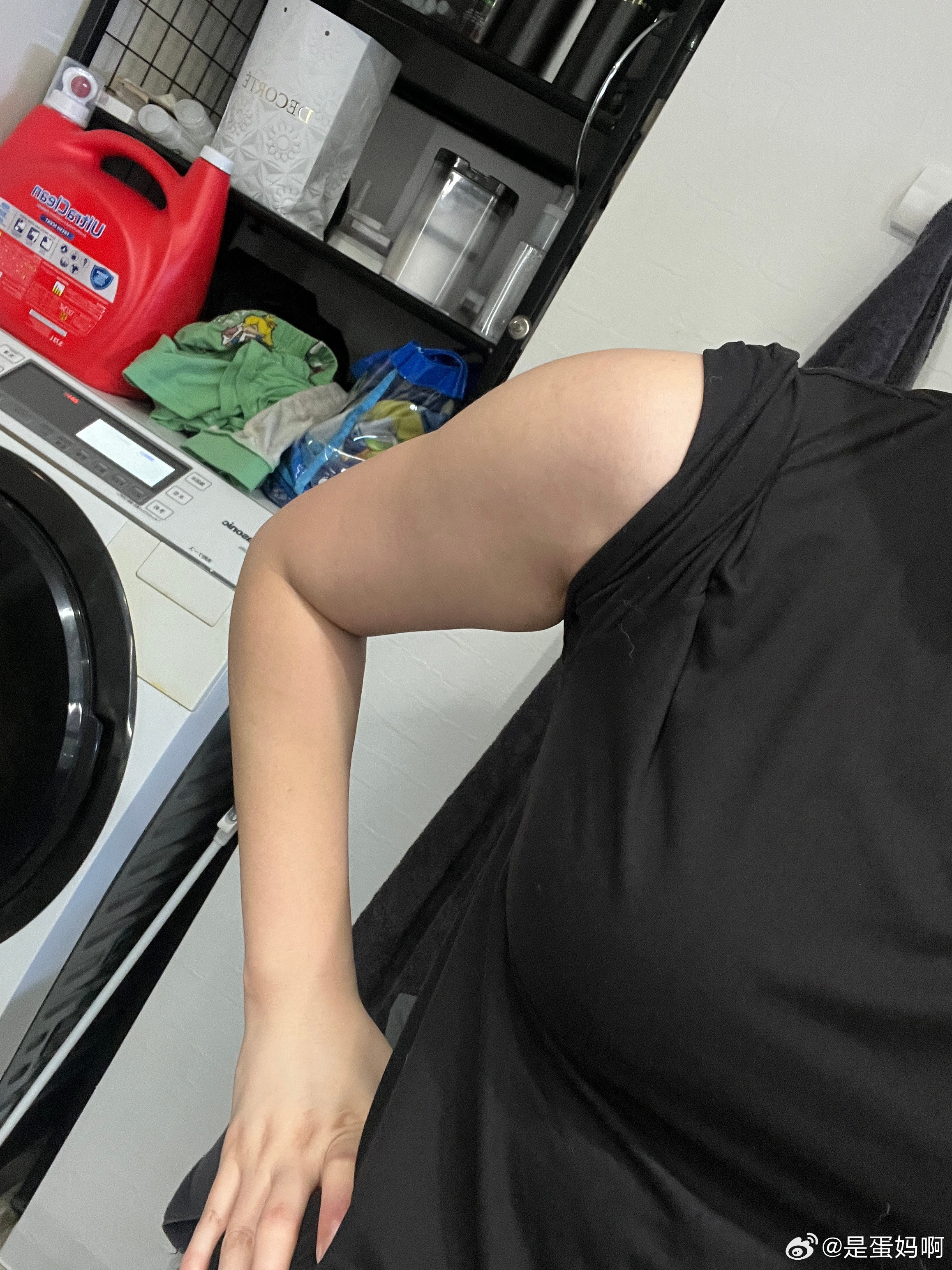 我本来不想减脂的，现在也想了健身之人必走向减脂道路因为好不容易练了肌肉看不太出来