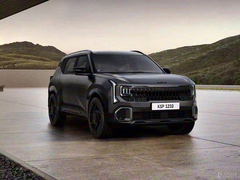 起亚赛图斯官图炸出！基于K3平台打造，紧凑型SUV定位三副面孔任选：标准版、