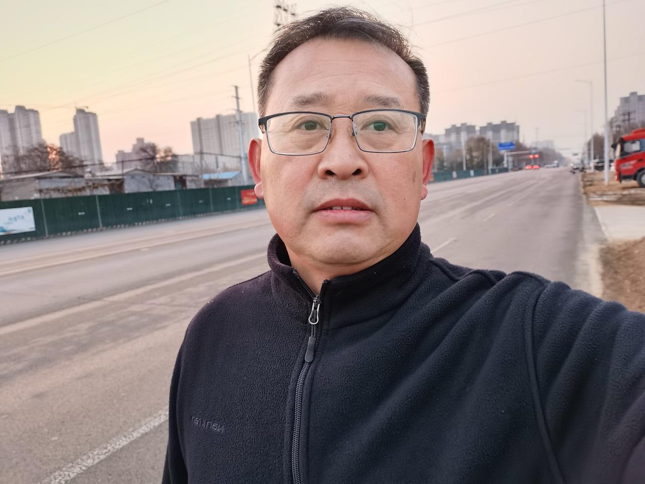 独来独往的人，就是一碗湛清的水近些年，我喜欢上了独来独往，这可不是性格，我认