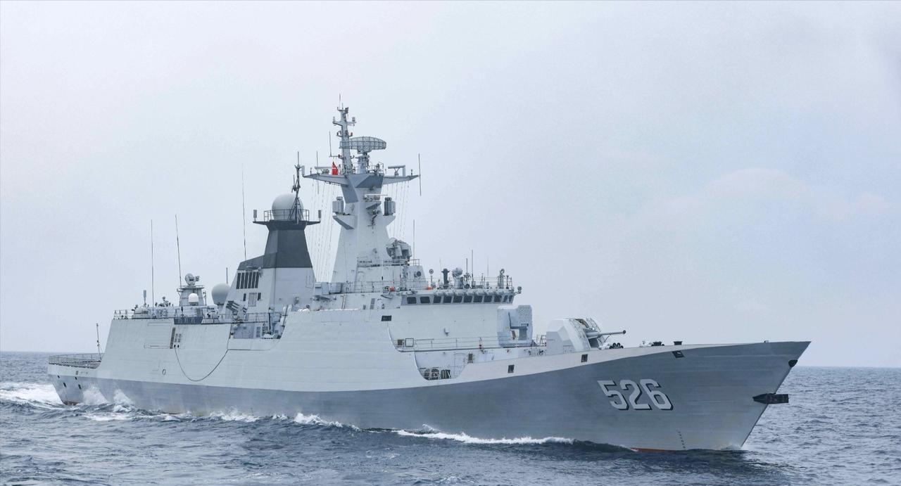 完成改造的054型526“温州”舰，100主炮和630近防炮都还是原来的，肉眼可