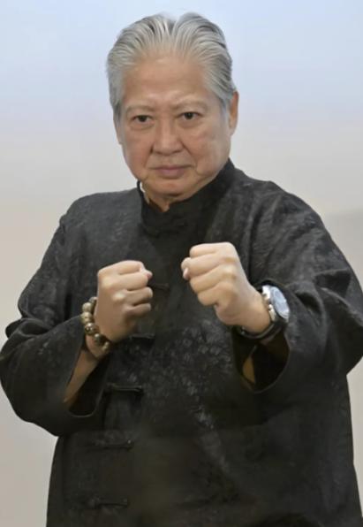 一纸声明，恩断义绝了。洪金宝透过长子洪天明发布了严正声明，和陈美玉解除所有合
