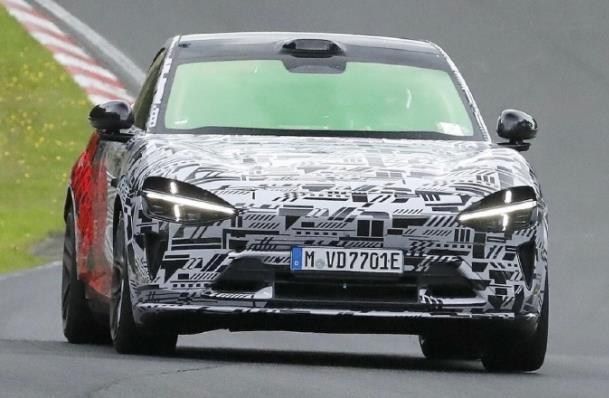 重磅！小米三款新车齐曝光！在2025年最后一个月，雷军果然还是憋出了一波大招！就