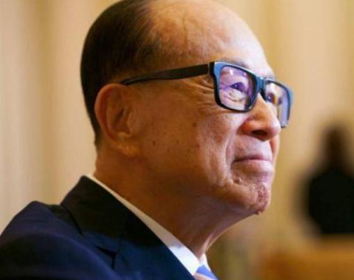 🌛李嘉诚这回不再坚持了！巴拿马运河交易突传重磅消息，中方中远集团必须参与，