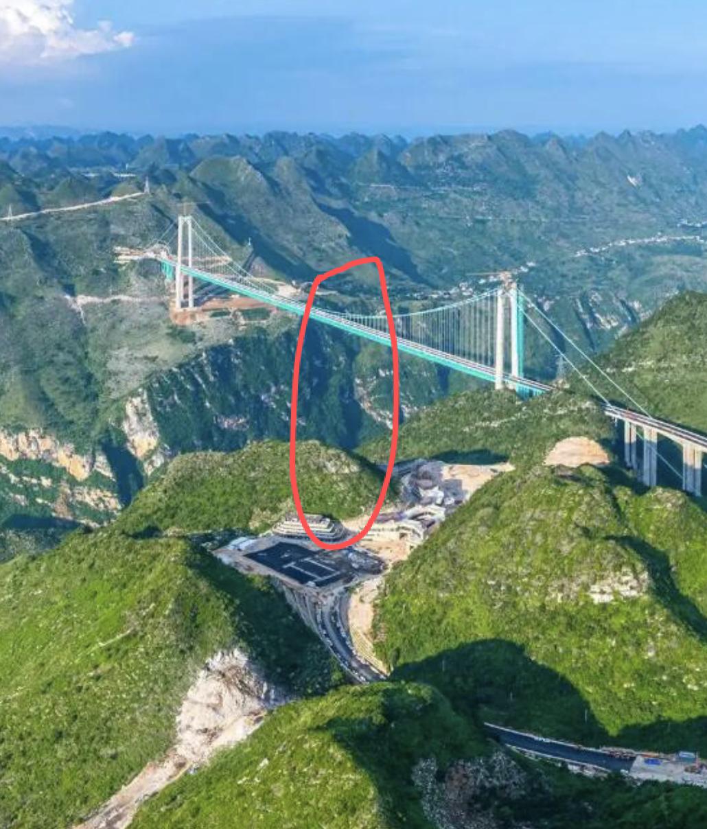 花江峡谷无绳蹦极，其实忽略了一个重大问题。那就是实验人员采用150和200斤