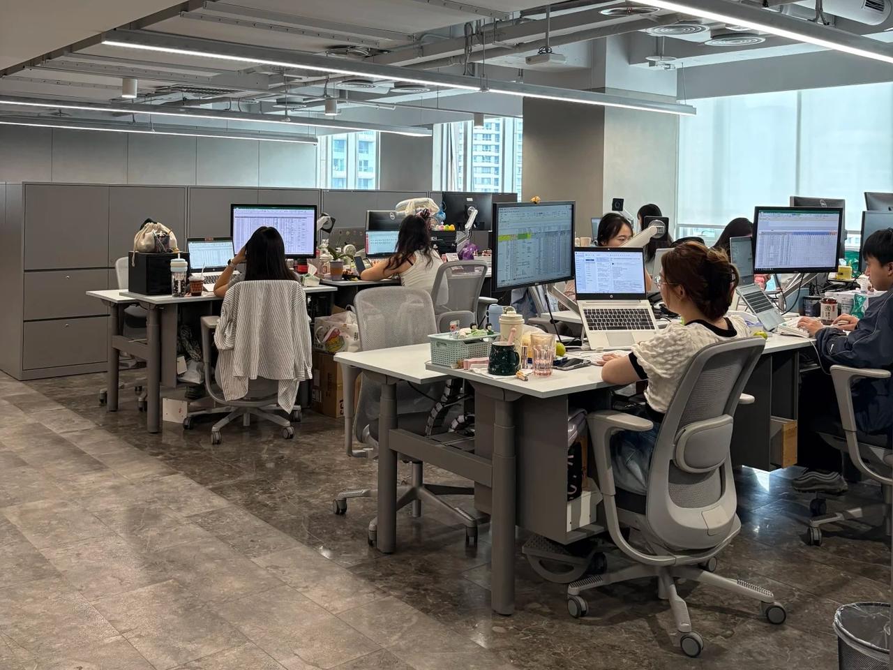 最近这大环境，大家应该都感觉到了，朋友圈里时不时就能看到“裁员”的消息。很多公司