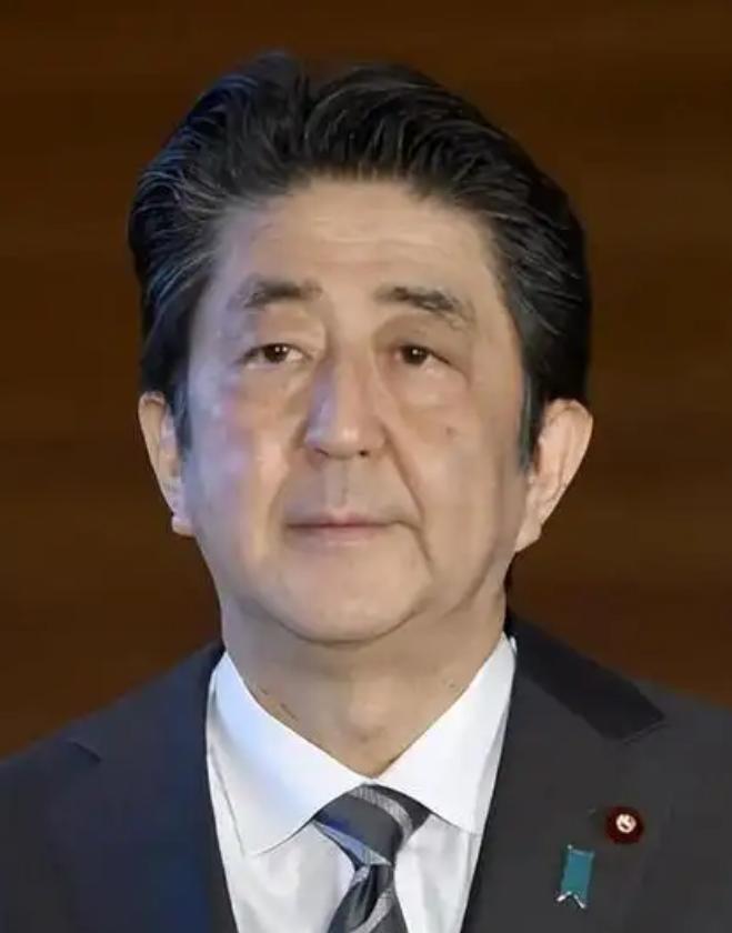 🌙安倍晋三离世也有好几年了，要是他泉下有知，看到自己老婆安倍昭惠如今的状态，估