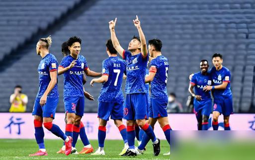 都别瞎猜了，上海申花根本不用续约！杨泽翔和徐皓阳的合同，藏着个大反转。你以为