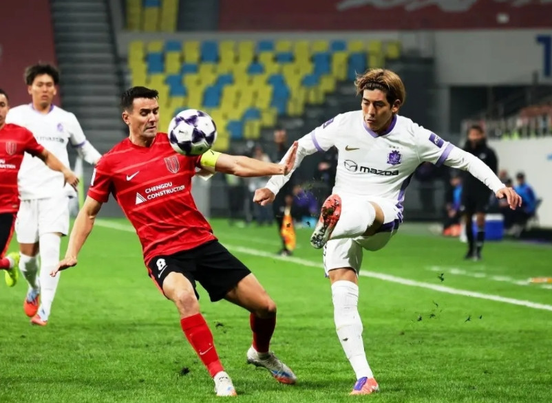 主场逼平广岛三箭，客场逼平首尔FC，单论今年亚冠战绩，成都蓉城更像是中超冠军！其