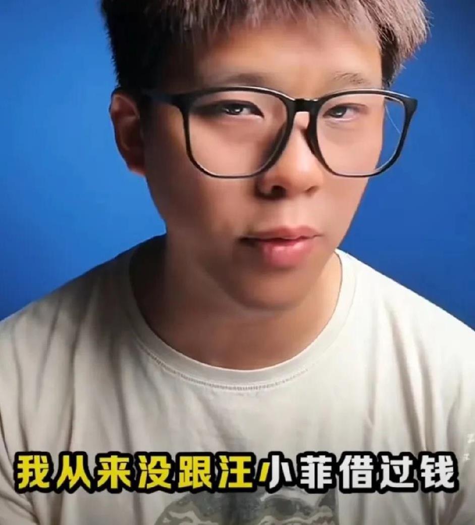 葛斯齐咬着大S一家不放的原因找到了！葛斯齐公开了和大S经纪人的聊天记录，聊天记