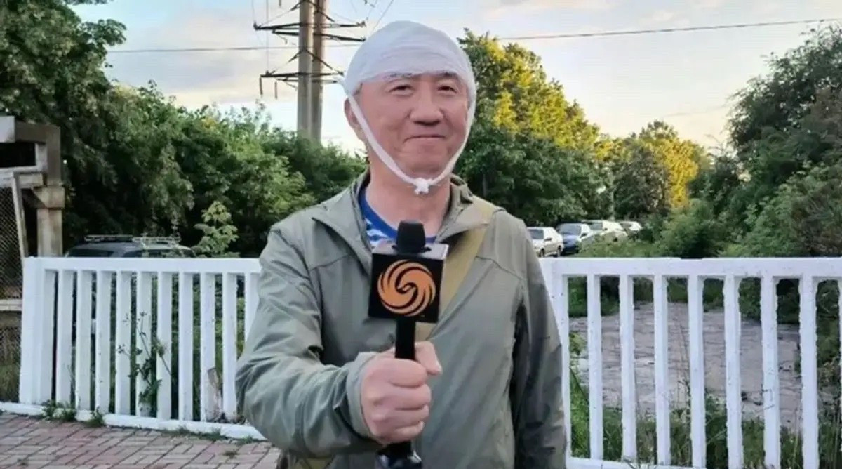 俄军宣传员挨揍，活该吗？啥？俄军宣传员被打啦？这事儿可真