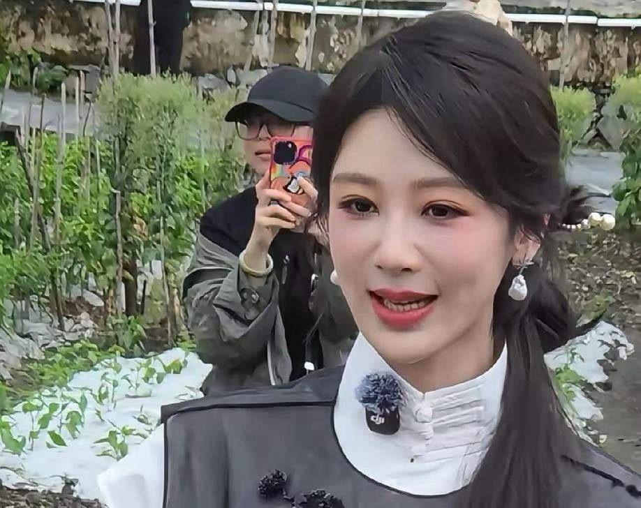 1.杨紫已经在转型青衣的路上了，这次的《家业》就是一次尝试，她这两年都会以大女主