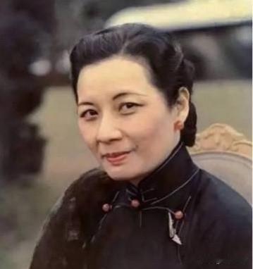 宋美龄的四大怪癖，导致老蒋与她分床几十年。蒋介石与宋美龄在长期婚姻生活中