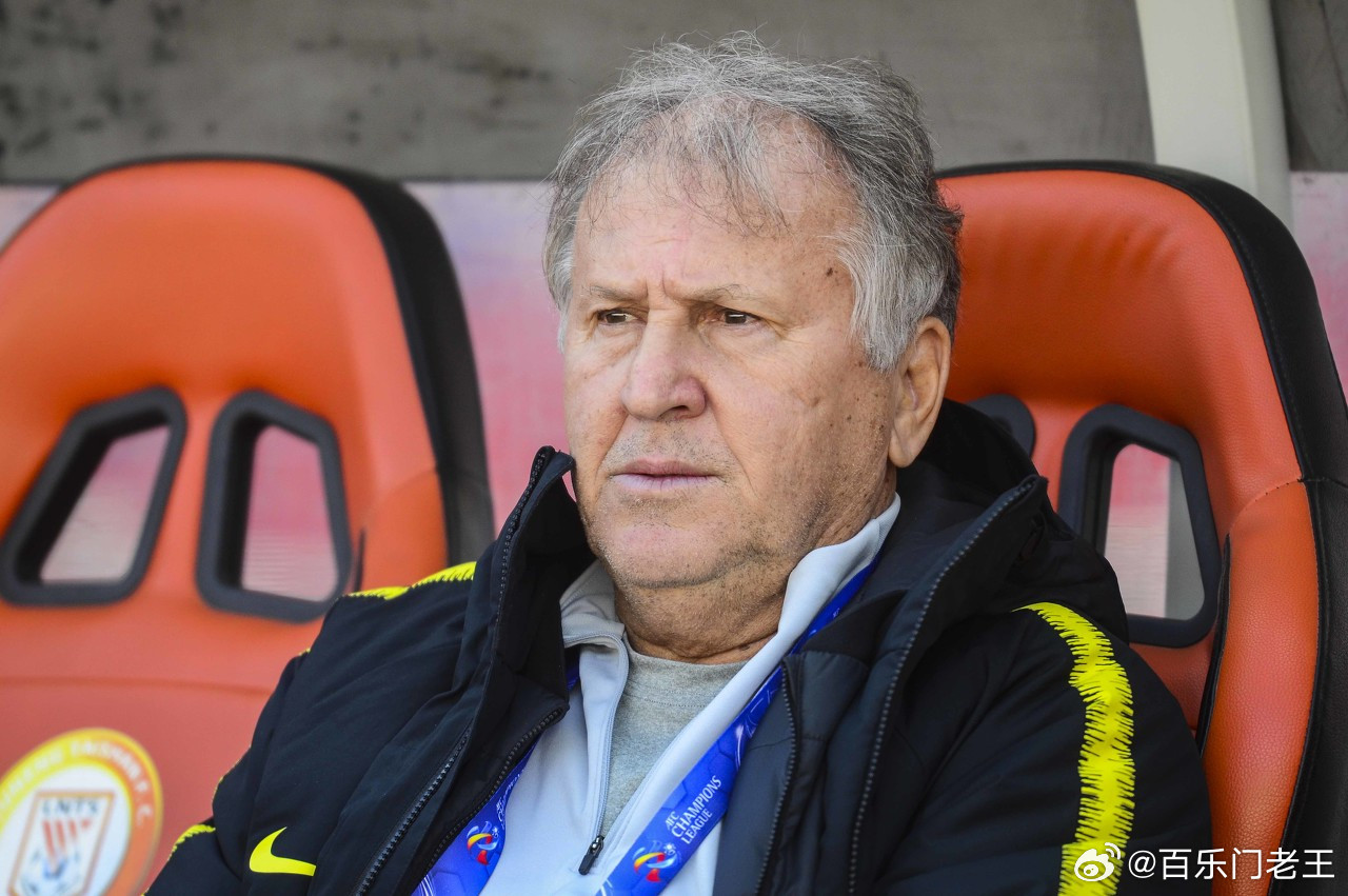 济科：内马尔能否参加世界杯，取决于他后续比赛的连续性3月26日讯日前，巴西足坛