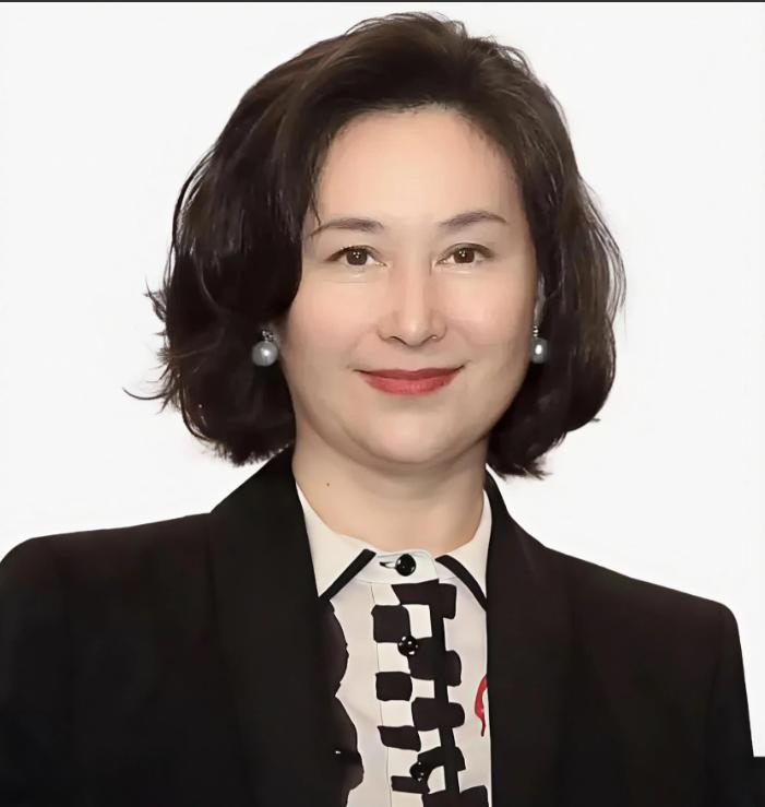 九月三十号，香港高等法院一纸永久禁制令批了下来。一个身家四十五亿美元的上市公司主