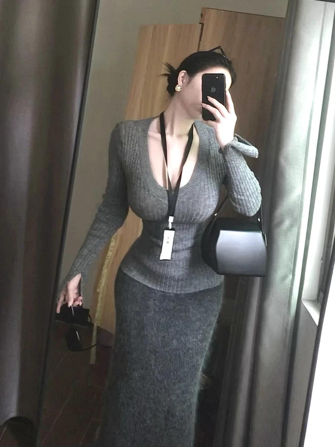 尊的很喜欢这种舒适日常慵懒感穿搭唉～