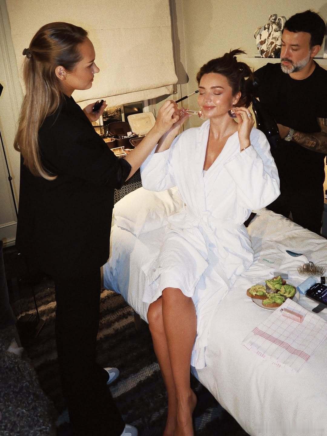 MirandaKerr米兰达可儿这次还把自家品牌koraorganics带到