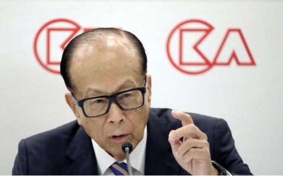 勾结美国背刺中国，李嘉诚把国家战略当成了私人提款机，千防万防，家贼难防。两会期间