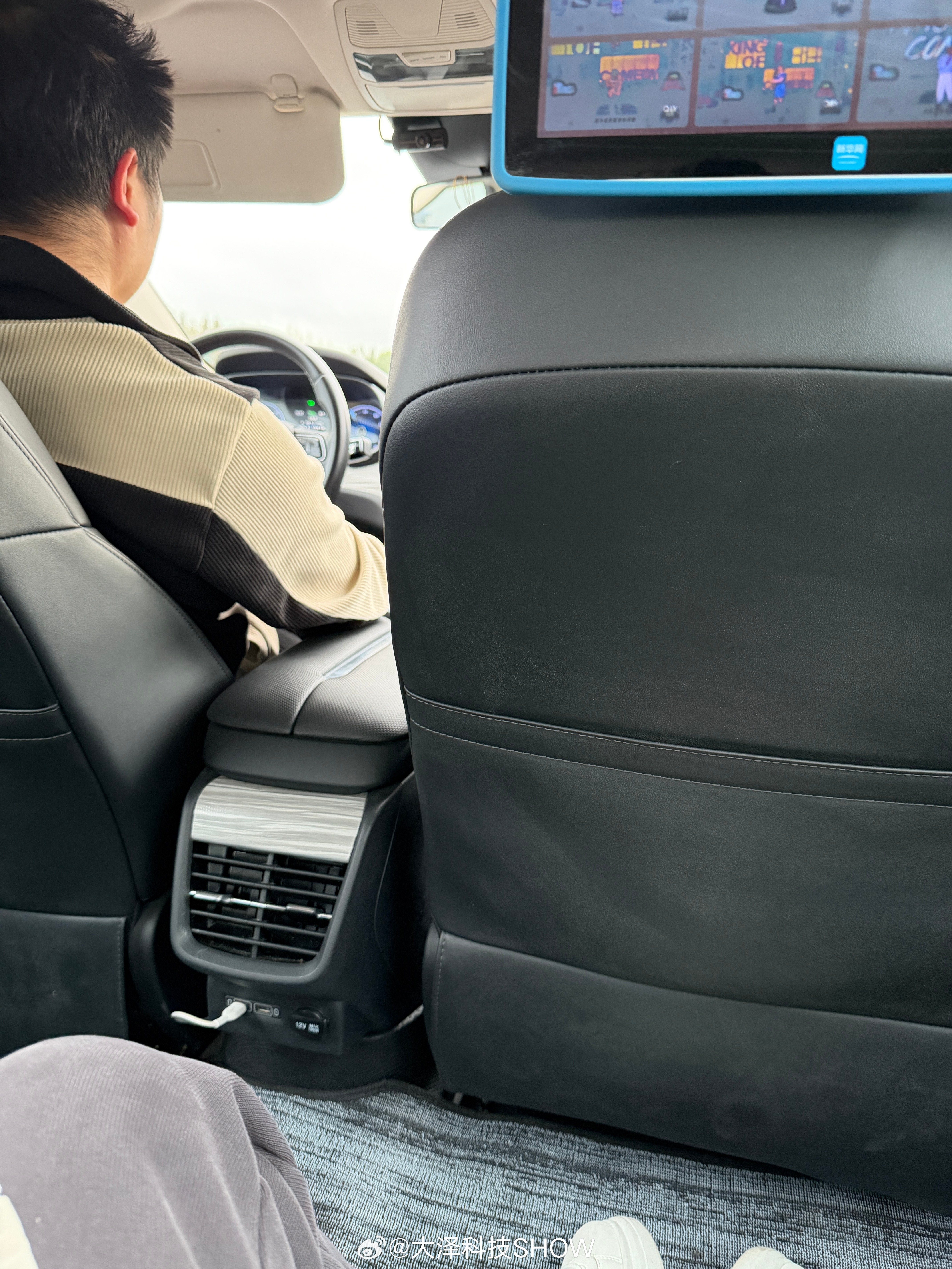 我虽然自己开新能源，但是打车真不愿意打到电车，不知道是为了省电还是多点时长费，司