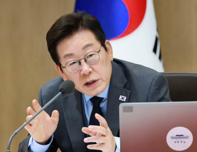 李在明急了！韩国总统李在明在召开国务会议期间，针对首尔明洞发生的所谓示威活动进行