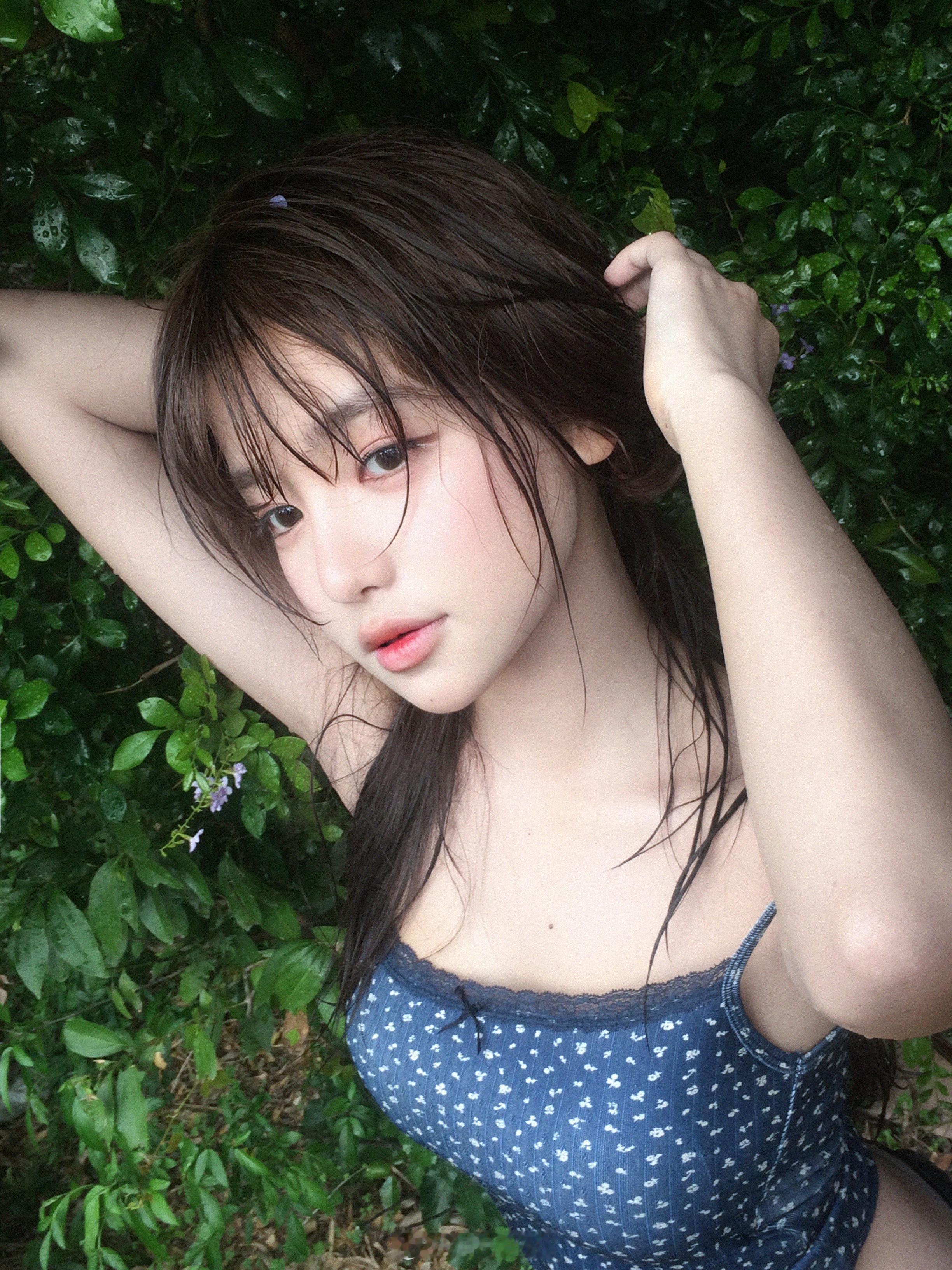 被雨淋湿的夏天🍏​​​