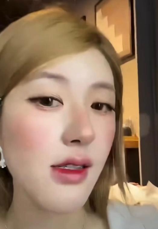 赵露思又开始“何不食肉糜”了，她回应卖惨争议时说：“那些个营销号说‘你上的班和我