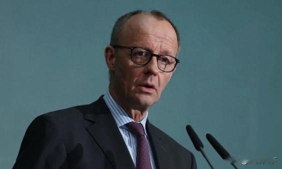 德国总理宣布不准俄罗斯获胜，拒绝美俄瓜分乌克兰，否则就打到底，德国敢说这种话，本