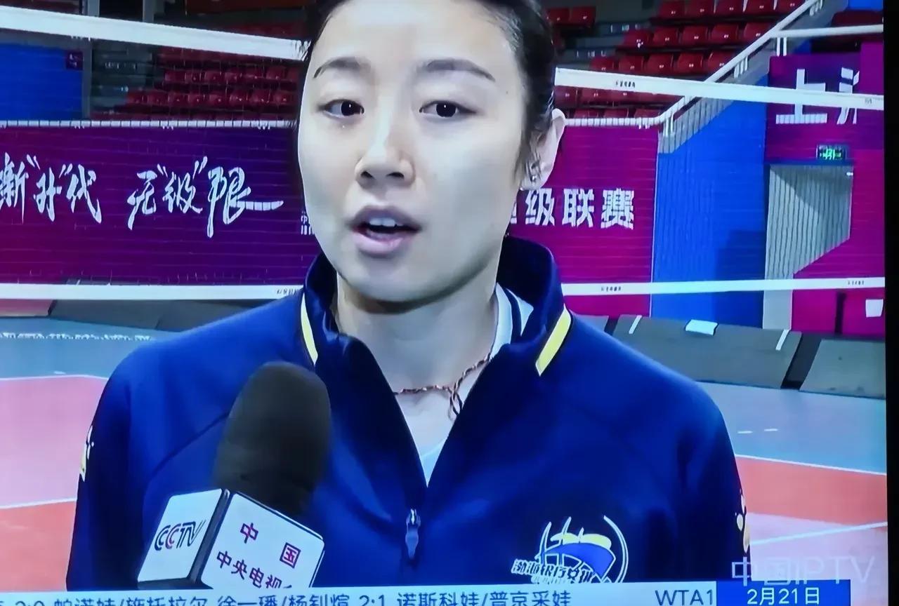 【好二传，调整串联也该是一把好手】天津女排打云南女排，居然输掉了第一局，而且后