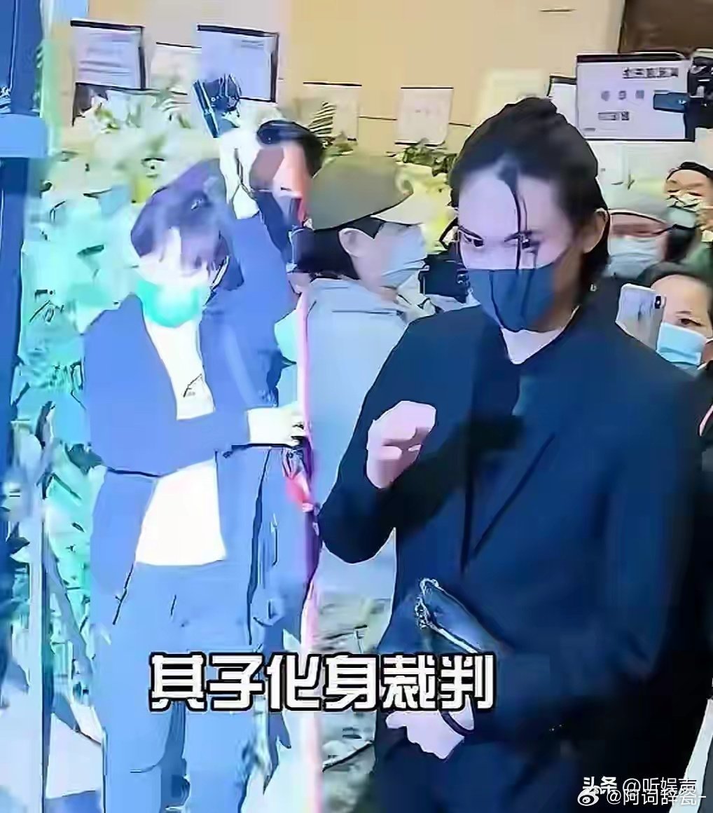泪目！吴孟达儿子串场功夫女足，星爷用彩蛋缅怀达叔