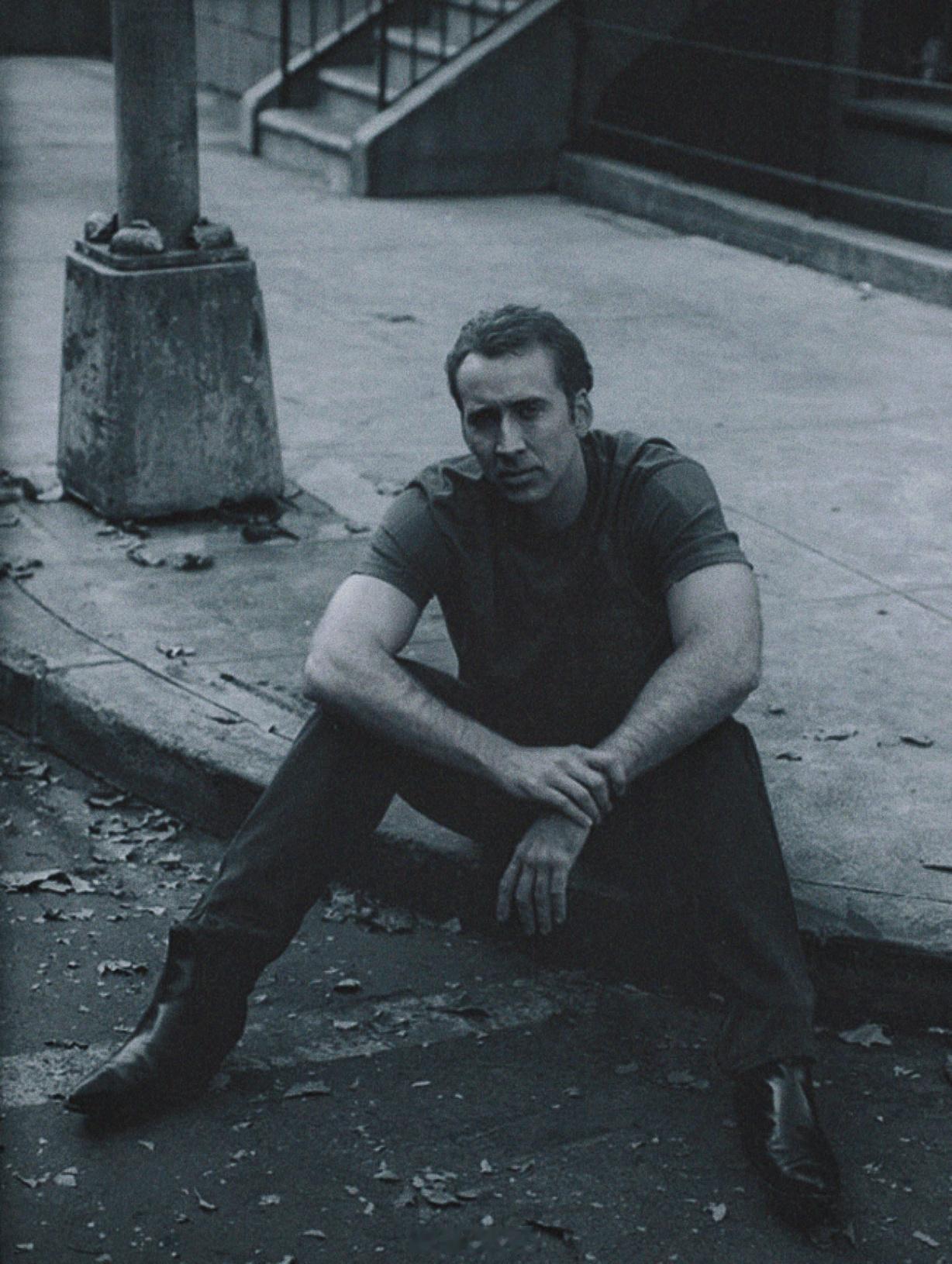 电影旧相簿子1999年，穿着尖头短靴的街头潮男，尼古拉斯·凯奇尼古拉斯·凯奇