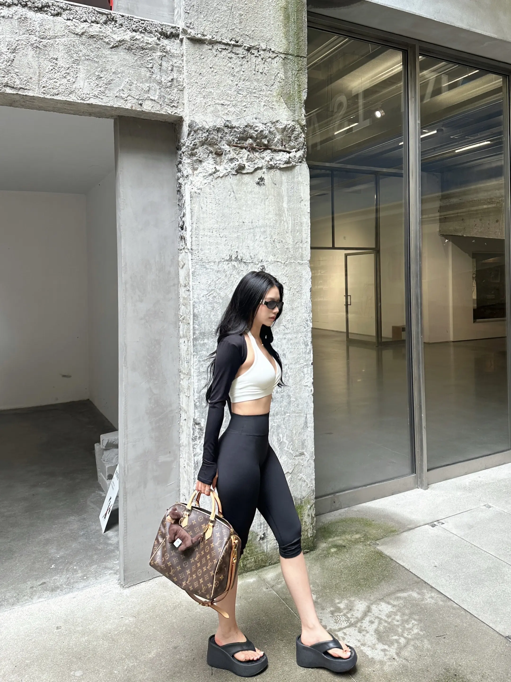 ootd： YEOREO七分裤