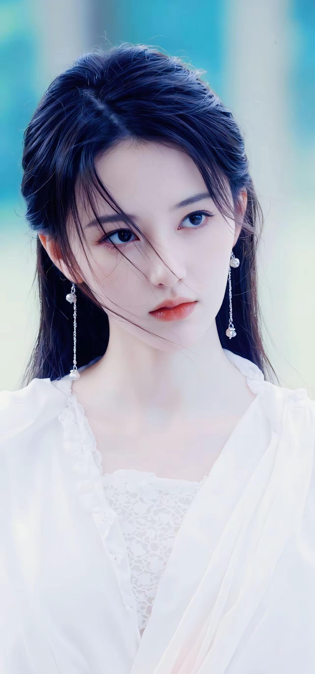 前途光明看不见，道路曲折走不完。