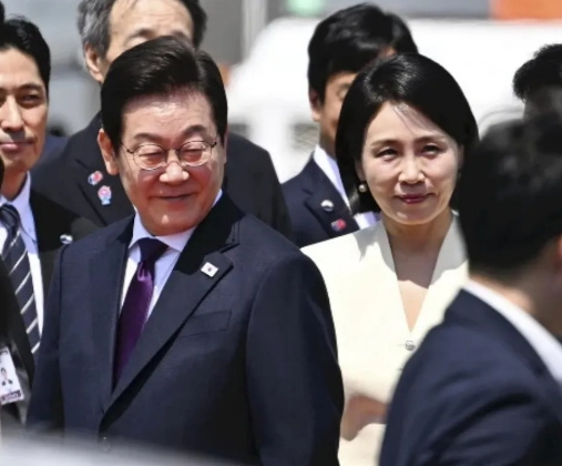 8月23日，韩国总统李在明已经落地日本东京的羽田机场，开始对日本的访问。他这次访