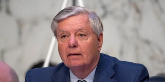 美国为何不直接冻结中国在美资产？就这么说吧，美国要是真冻结了，反而是帮了中国一把