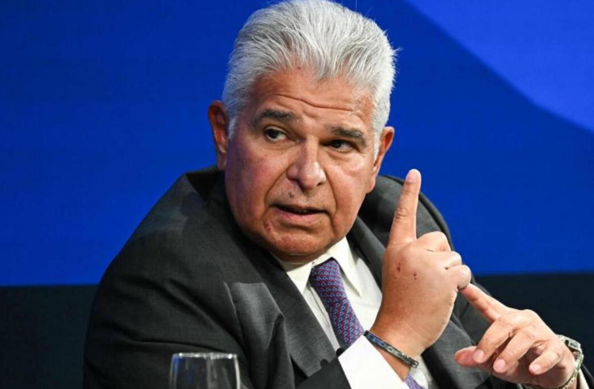 “誓做美国奴？”强抢中企港口资产，巴拿马总统对华耍横，根本没把中方警告当回事。