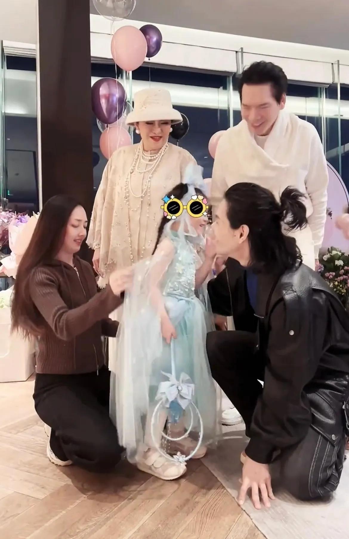向太说她是大力支持郭碧婷带着孙子孙女住在台北的，因为亲家郭碧婷爸爸生病了，离娘家