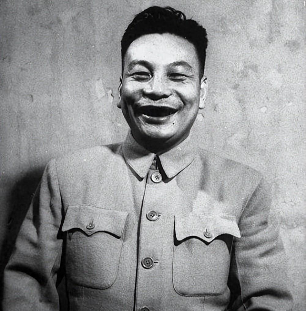 蒋经国于1988年去世后，其银行账户存款公开，真实余额曝光让许多人为此沉默不语，