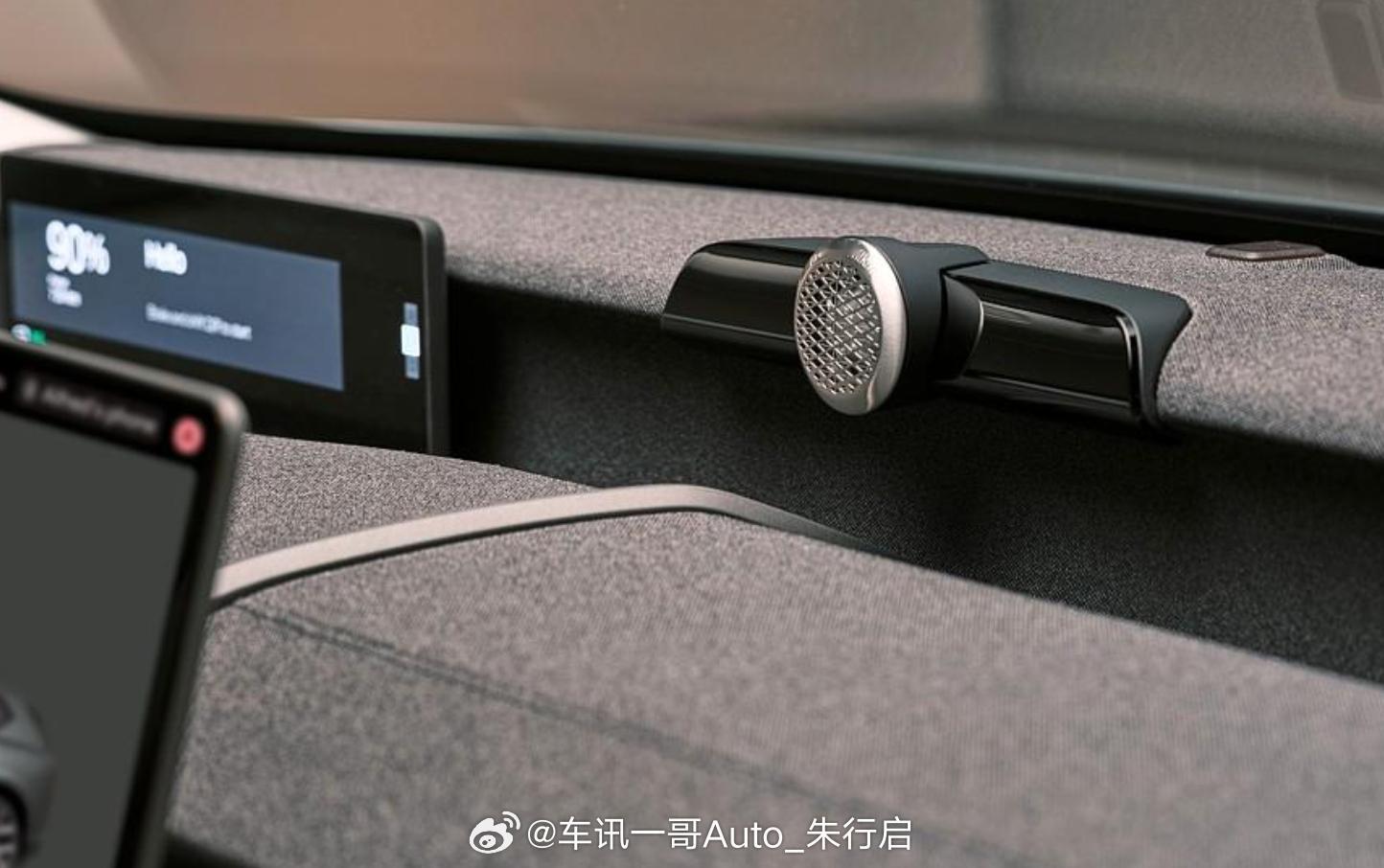 全新沃尔沃EX60正式发布，新车定位为家用的5座纯电中型SUV，提供单电机后驱、