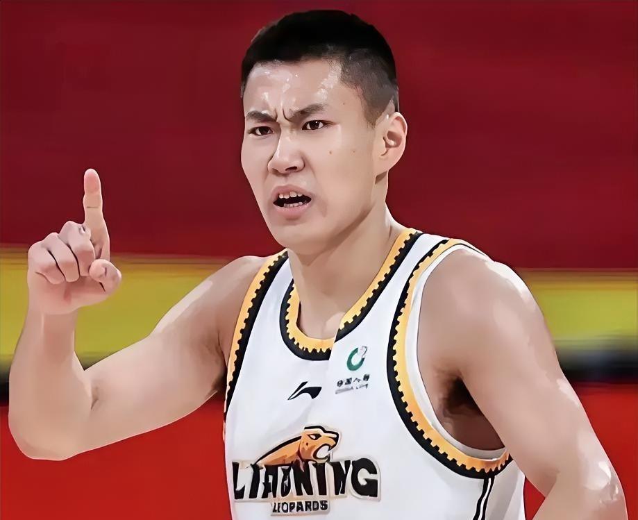 球迷朋友们觉得这个建议怎么样？面对辽篮三号位身高不足的短板，杨鸣可以尝试一下让吴