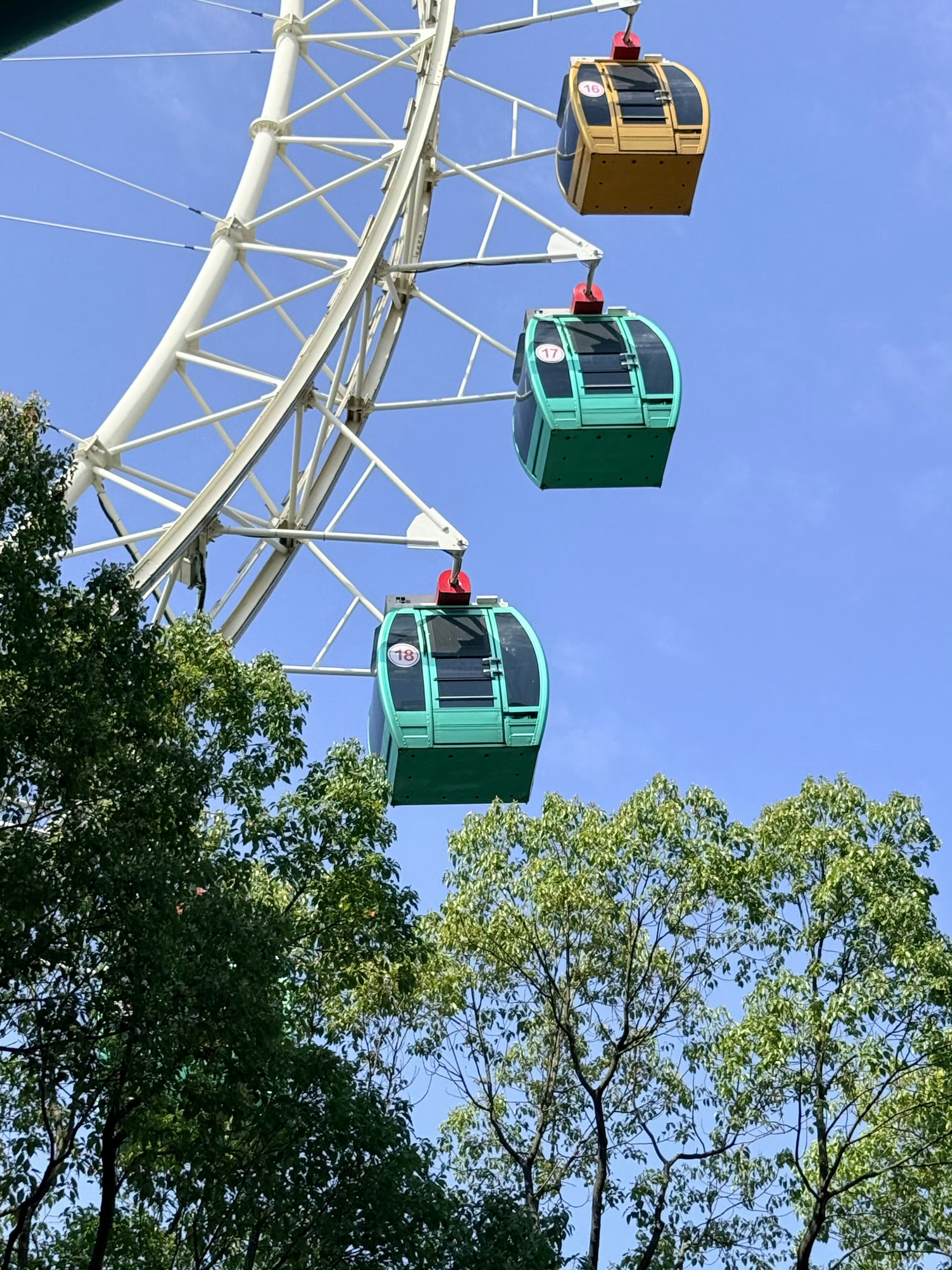 小公主请幸福‘♡̴’