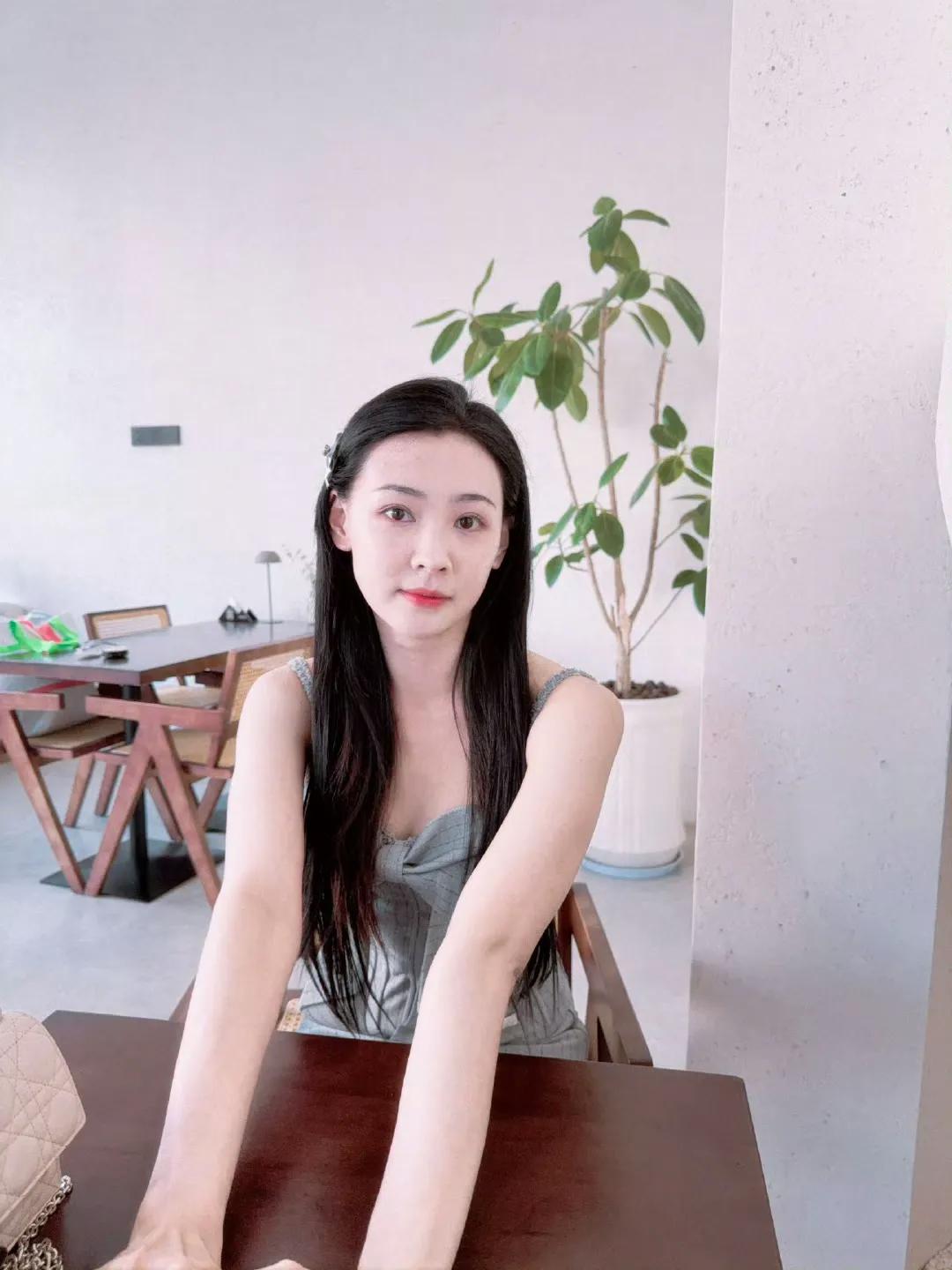 这身也太美了吧😘丁笑滢娱乐
