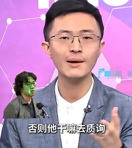 侯汉廷爆料沈伯洋：此人是我检举的。 事情一出来，台湾舆论像被戳破的气球，瞬间
