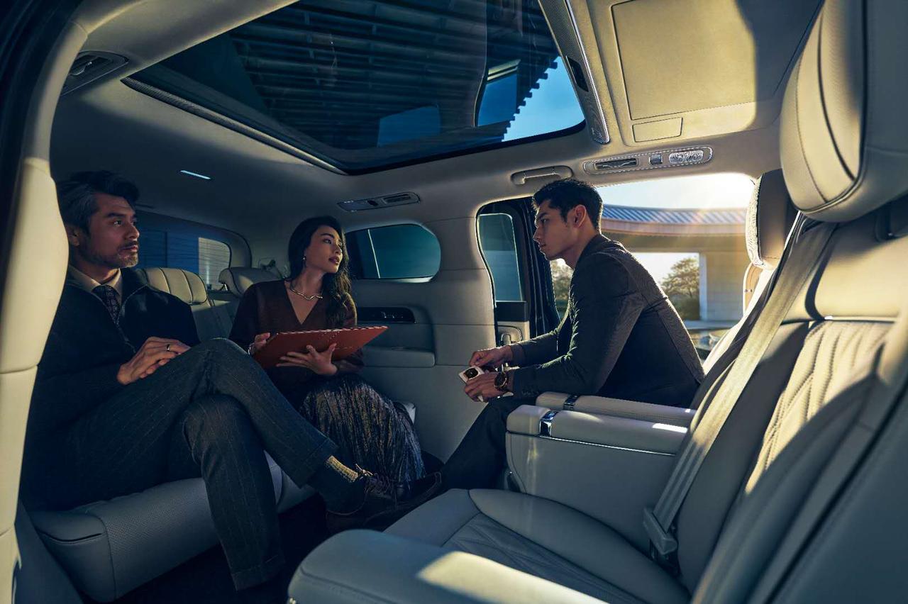 鸿蒙智行发布智界V9白车身结构，把被动安全做到了行业新高度。智界V9以最强车身和