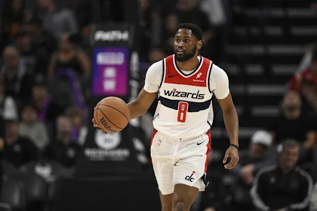 夏洛特黄蜂已经裁掉后卫马拉基·布兰纳姆。黄蜂是在交易截止日前的一笔三方交易中得到